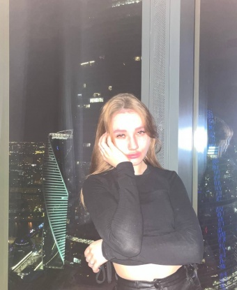 Открой дверь в мир настоящего удовольствия со мной! 🔥
🌟 Я индивидуалка с большим опытом и изысканным вкусом. У меня в арсенале множество услуг, которыми я с радостью угожу тебе. Воплощение фантазий, эротический массаж, стриптиз - обещаю, тебе будет захватывающе и незабываемо! 💋
📸 На фото я - настоящая красотка. Мои фото 100% реальны, что ты сможешь проверить при личной встрече. Только представь себе, как мы с тобой окунемся в океан страсти и наслаждения... Ты уже готов? 😏
💎 Я принимаю в уютной обстановке своей интимной квартиры в Москве. Отличное место для интимных встреч, где мы сможем насладиться друг другом в максимально комфортных условиях. 🏩
💬 Мне важно, чтобы каждая встреча была особенной и запоминающейся. Мои клиенты говорят, что я выполняю все свои обещания и дарю незабываемые эмоции. Доверься мне и я подарю тебе незабываемые мгновения пусть наша встреча станет для тебя праздником на всю жизнь! ✨💫
📞 Не тяни время, давай подарим друг другу незабываемые моменты страсти и удовольствия. Жду твоего звонка, мой дорогой! 💓 Есения